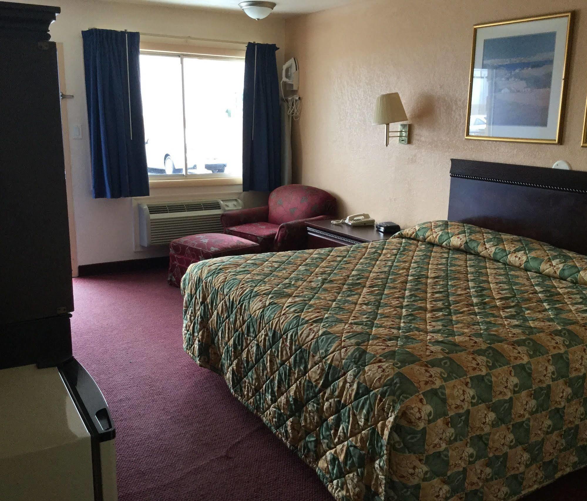 Belmont Inn And Suites Hampton Eksteriør billede